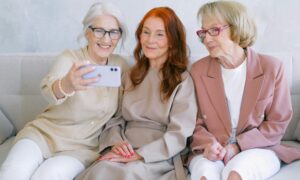 Seniors' Club Learning Hub